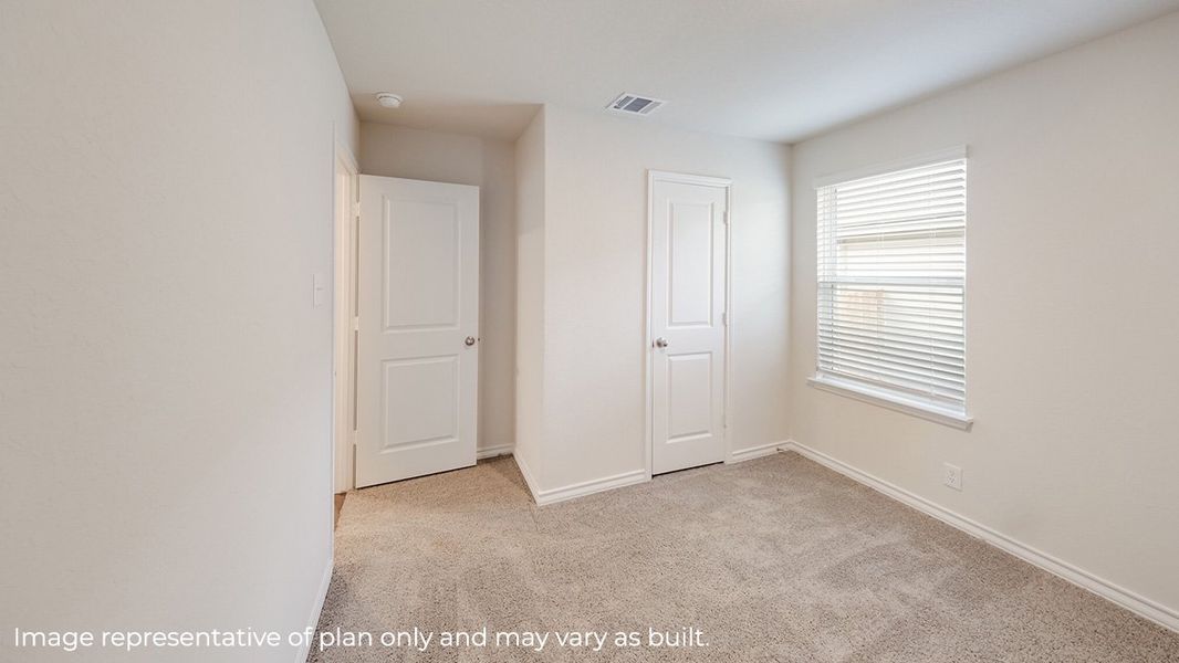 Spacious, unfurnished interior of a new home in Tamarron, Fulshear (Image 18).