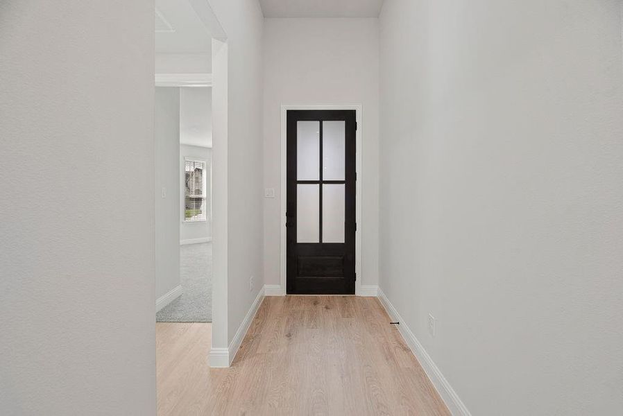 Spacious, unfurnished interior of a new home in Wildflower Ranch, Justin (Image 17). Spacious, unfurnished interior of a new home in Wildflower Ranch, Justin (Image 17).