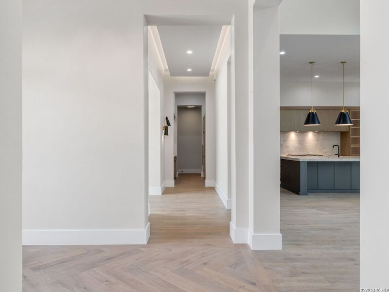 Spacious, unfurnished interior of a new home in , San Antonio (Image 48).