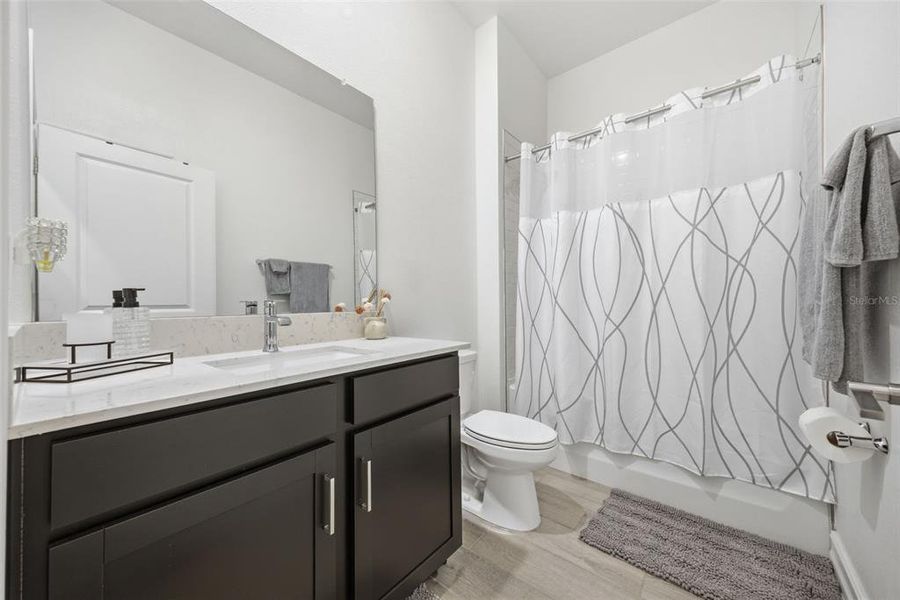 Furnished interior view inside a new home in , Land O' Lakes (Image 15).