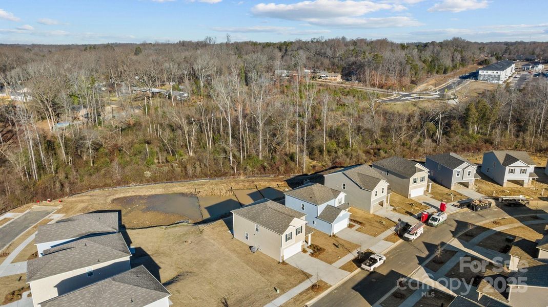 Image 33 of a home in .