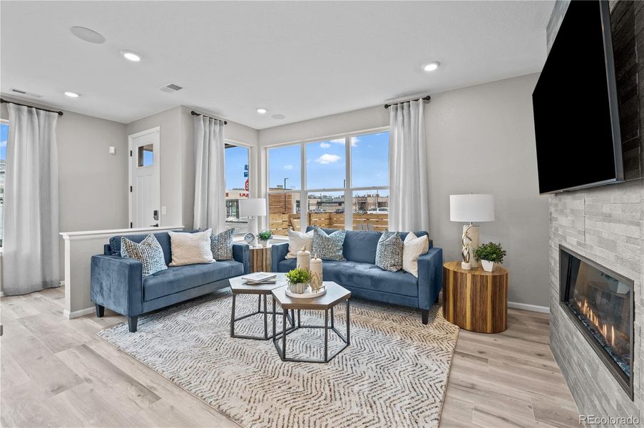 Staged Model not actual unit. Staged Model not actual unit.