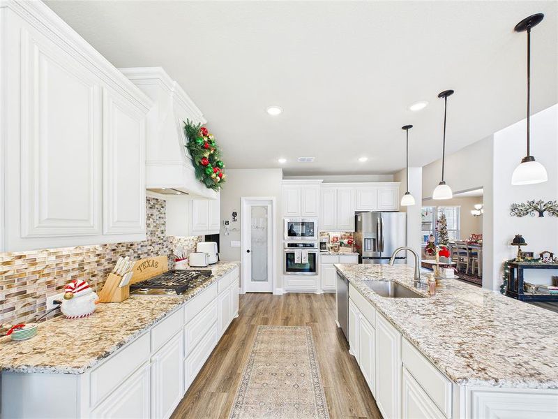 Furnished interior view inside a new home in , Ponder (Image 40).