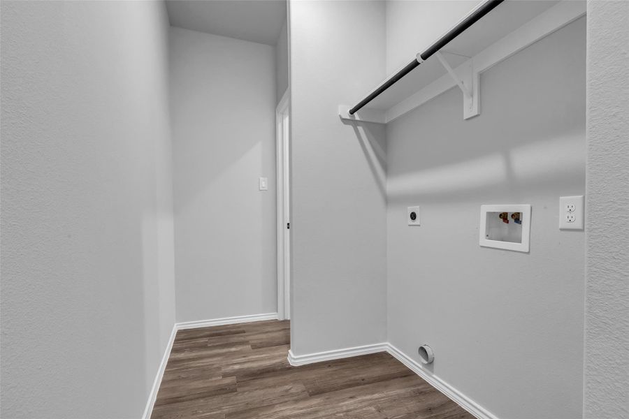 Spacious, unfurnished interior of a new home in , Cleveland (Image 30).