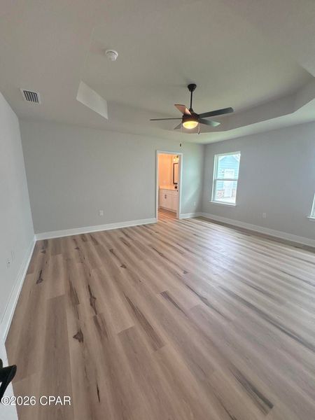 Spacious, unfurnished interior of a new home in East Bay, Panama City (Image 13).