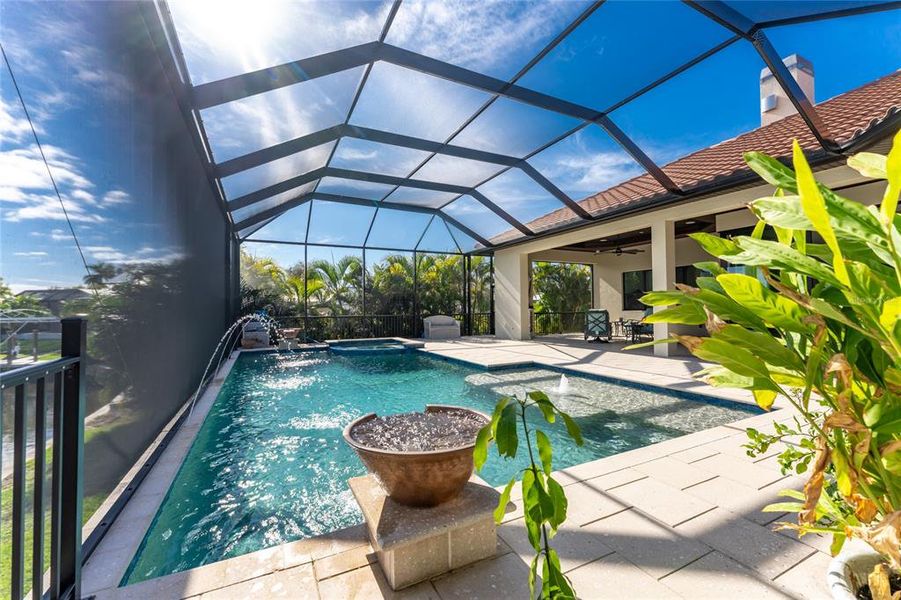 Exterior details and patio area of a home in , Port Charlotte (Image 33).