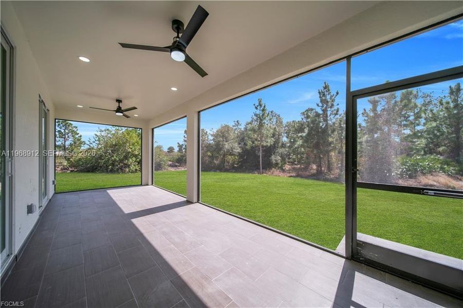 Exterior details and patio area of a home in , Labelle (Image 3).