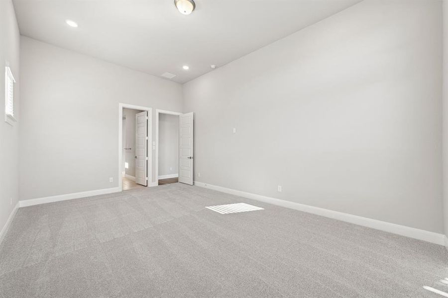 Spacious, unfurnished interior of a new home in Mantua Point Classics, Van Alstyne (Image 23). Spacious, unfurnished interior of a new home in Mantua Point Classics, Van Alstyne (Image 23).