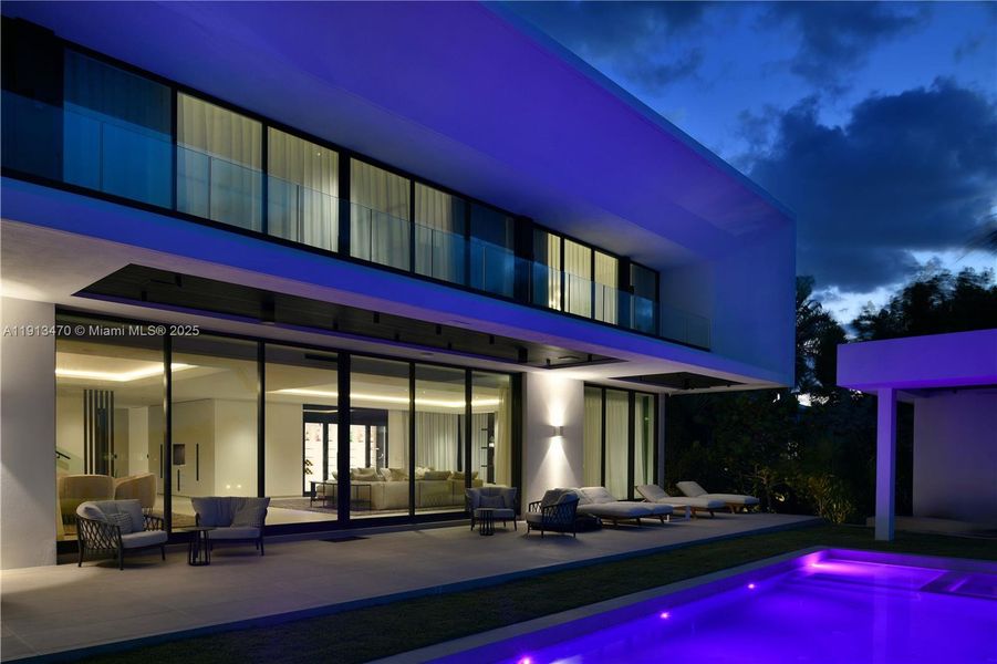 Image 44 of a home in .