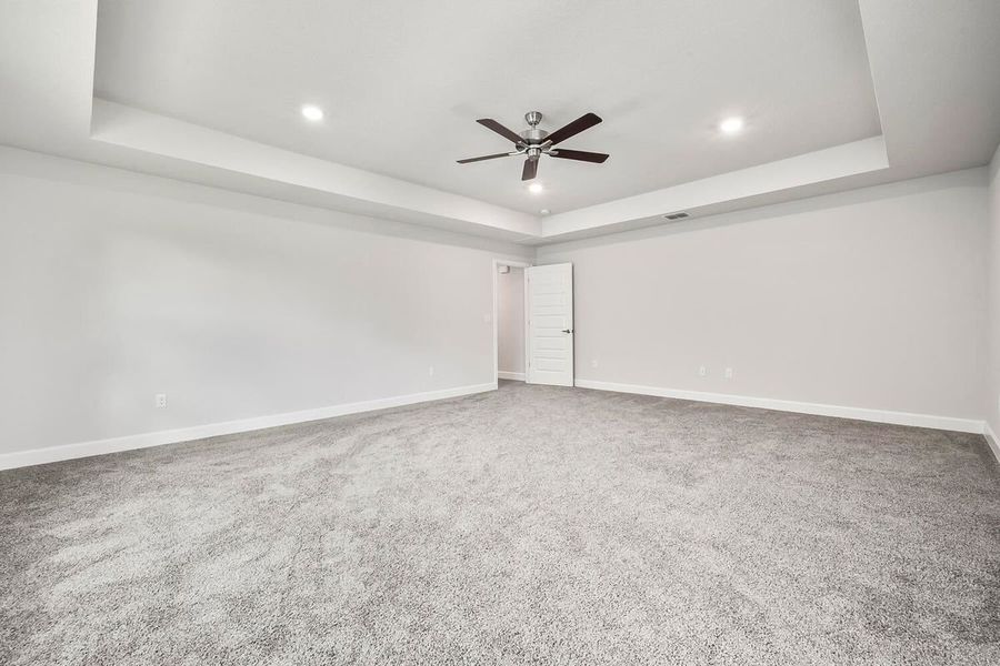 Representative unfurnished interior of a home built from the 3000 by Adams Homes in Veria, Oak Hill (Image 15). Representative unfurnished interior of a home built from the 3000 by Adams Homes in Veria, Oak Hill (Image 15).
