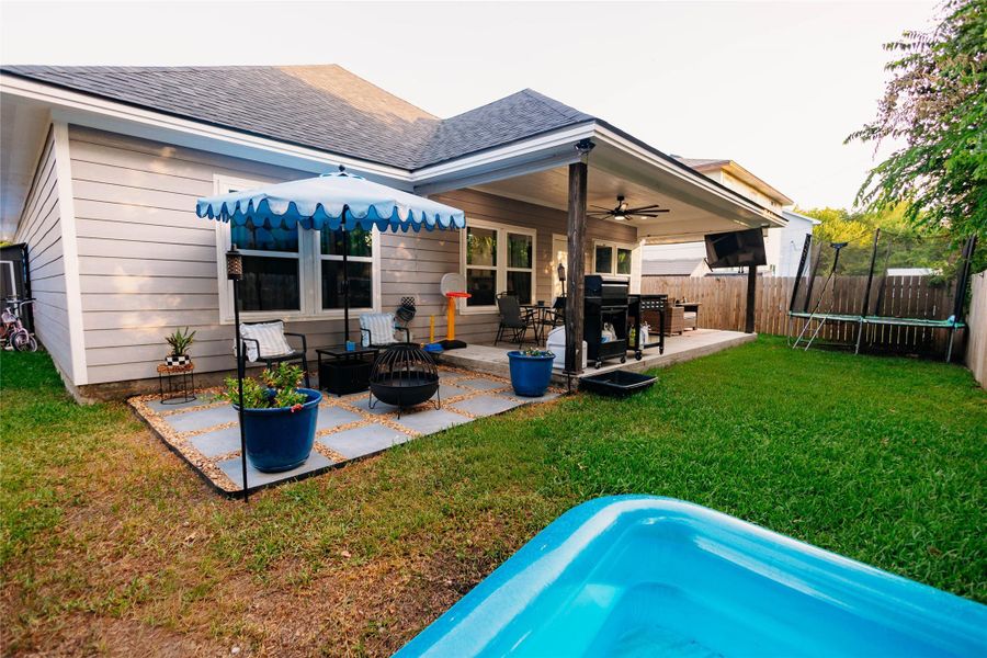 Exterior details and patio area of a home in , Bryan (Image 4).