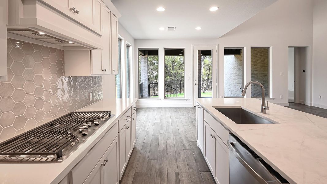 Image 16 of a home in 6 Creeks 45'. Image 16 of a home in 6 Creeks 45'.