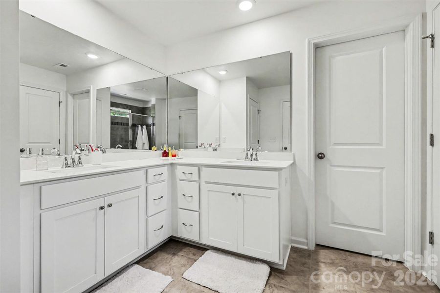 Furnished interior view inside a new home in Gambill Forest: Enclave, Mooresville (Image 24).
