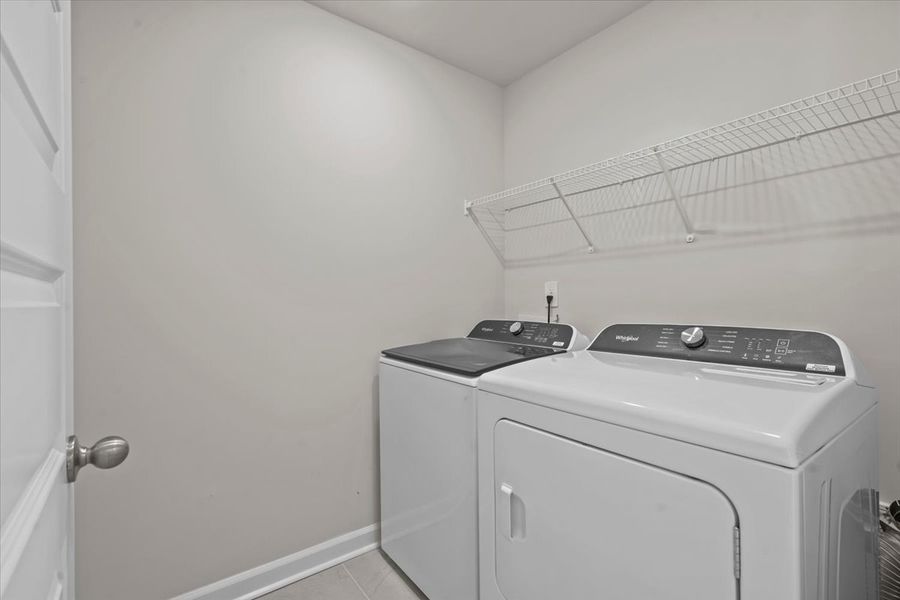 Close-up of interior finishes inside a home in Cedar Shoals – Heritage Collection, Piedmont (Image 11).