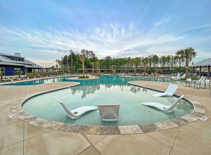 Community amenities in Midtown at Nexton, Summerville (Image 53).