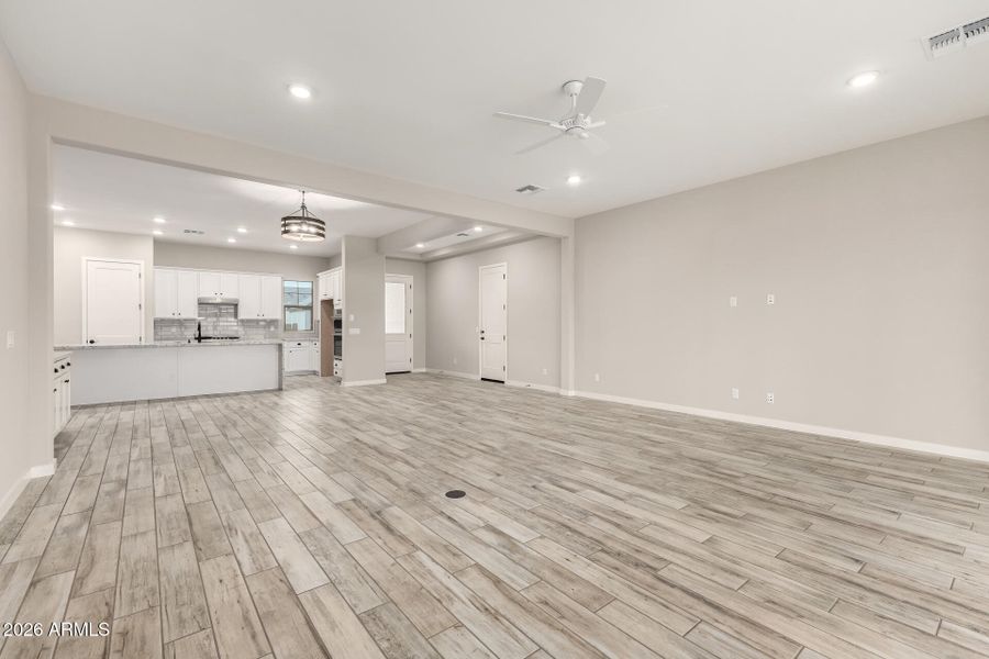 12 - 173rd 8819 12 - 173rd 8819