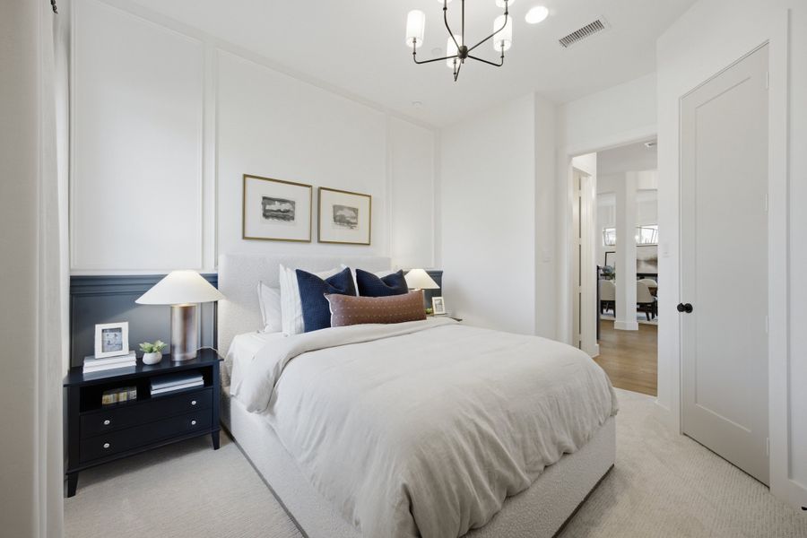 Representative furnished interior of a home built from the Victoria by Windsor Homes in Oak Ridge Park, Corinth (Image 35).