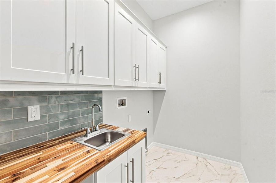 Furnished interior view inside a new home in , Dunedin (Image 39).