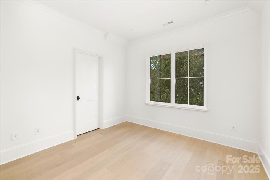 Spacious, unfurnished interior of a new home in , Charlotte (Image 23).
