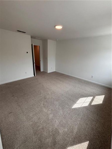 Spacious, unfurnished interior of a new home in Leydenview, Mableton (Image 26).