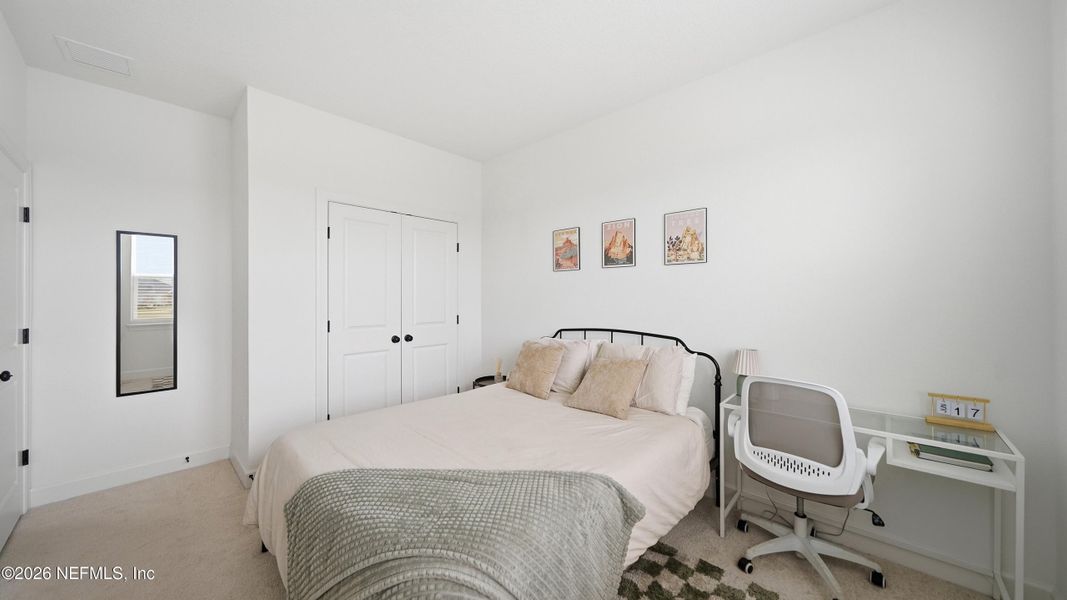 Furnished interior view inside a new home in Seven Pines 40' Front Entry, Jacksonville (Image 54).