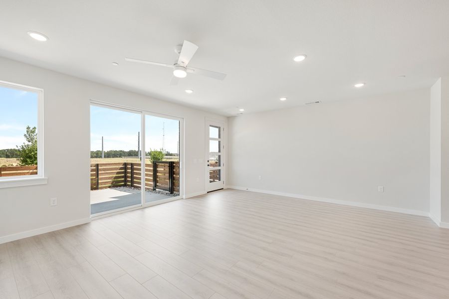 Spacious, unfurnished interior of a new home in Wildridge, Oak Point (Image 25). Spacious, unfurnished interior of a new home in Wildridge, Oak Point (Image 25).