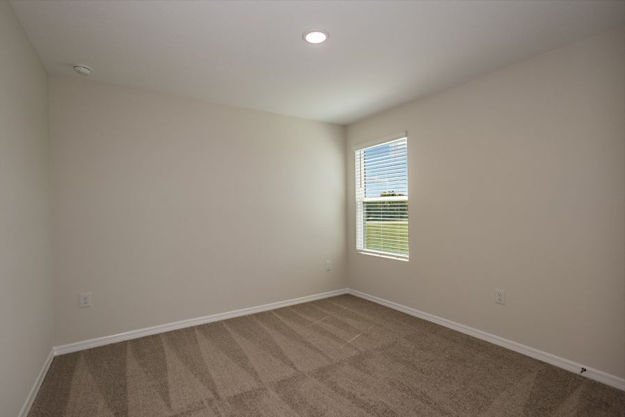 Spacious, unfurnished interior of a new home in Scenic Terrace, Haines City (Image 21).