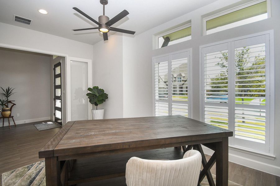 Furnished interior view inside a new home in Fulbrook On Fulshear Creek 60', Fulshear (Image 25).