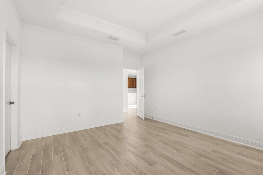 Spacious, unfurnished interior of a new home in Lake Merial, Panama City (Image 33). Spacious, unfurnished interior of a new home in Lake Merial, Panama City (Image 33).