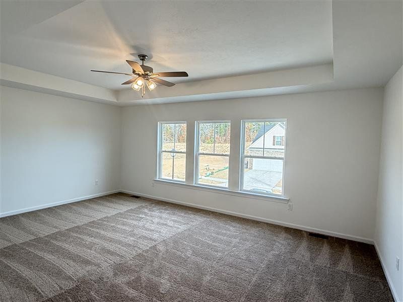 Spacious, unfurnished interior of a new home in Windsor, North Augusta (Image 20).