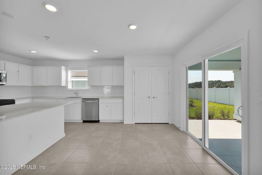 Image 28 of a home in Wells Landing.