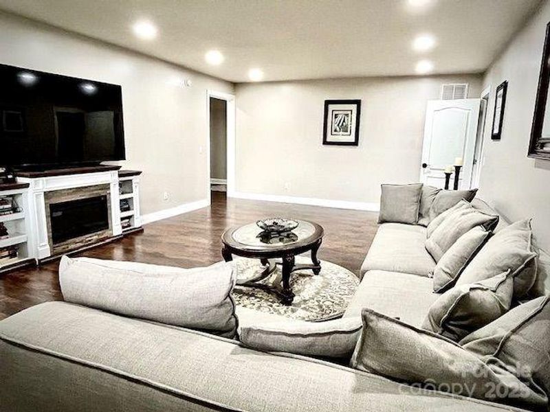Furnished interior view inside a new home in , Waynesville (Image 5).