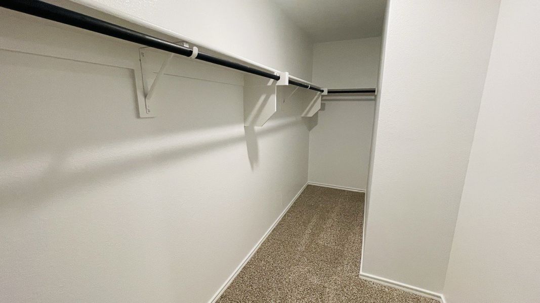Spacious, unfurnished interior of a new home in Sunnycreek, Crowley (Image 12).