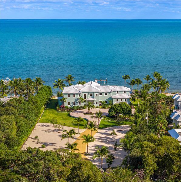 Image 47 of a home in .