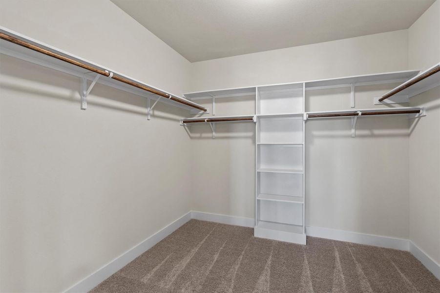 Spacious, unfurnished interior of a new home in Crescent Bluff, Georgetown (Image 18). Spacious, unfurnished interior of a new home in Crescent Bluff, Georgetown (Image 18).