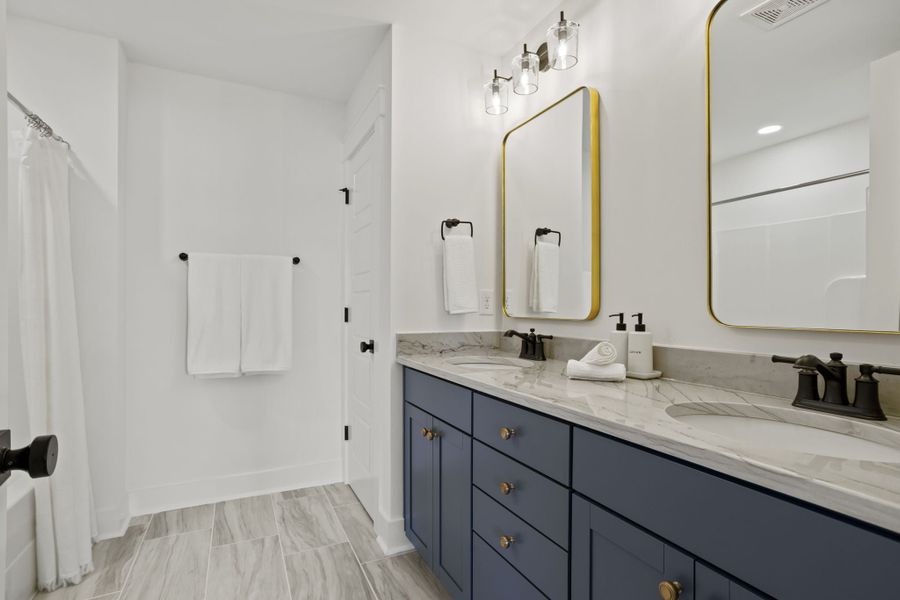 3,788sf New Home in Simpsonville, SC.  - Slide 34