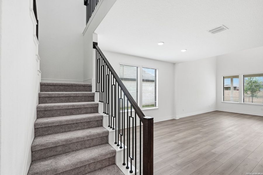 Spacious, unfurnished interior of a new home in Bison Ridge, San Antonio (Image 39). Spacious, unfurnished interior of a new home in Bison Ridge, San Antonio (Image 39).
