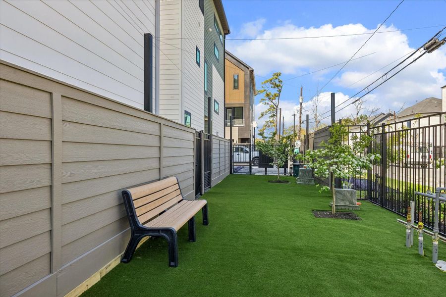 Exterior details and patio area of a home in , Houston (Image 20).