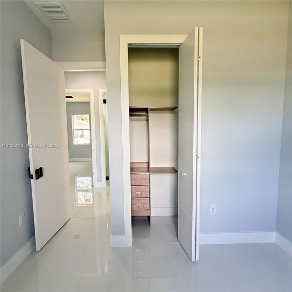 Image 23 of a home in .