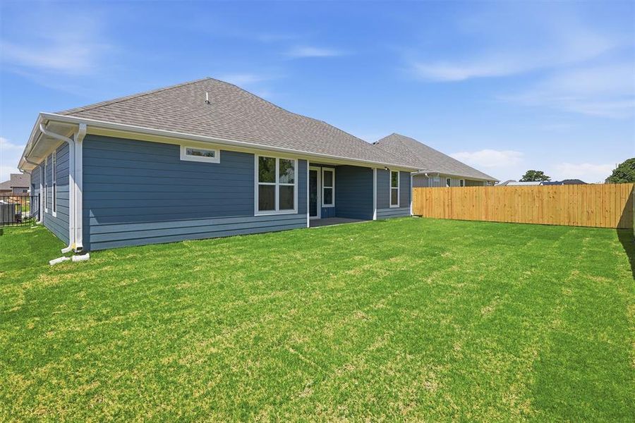 Exterior details and patio area of a home in , Tolar (Image 31).