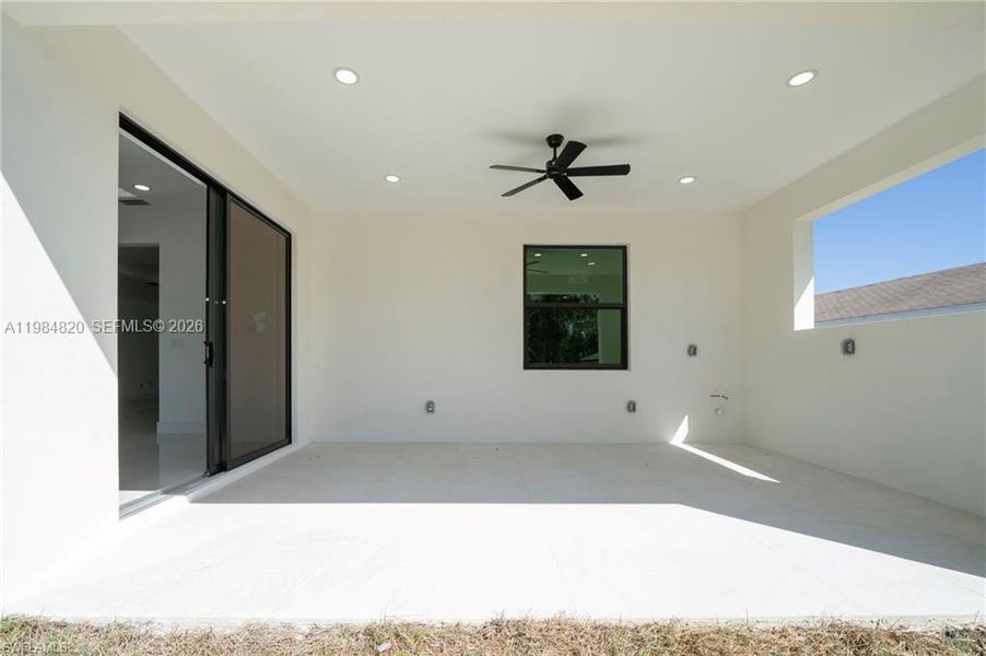 Exterior details and patio area of a home in , Lehigh Acres (Image 17).