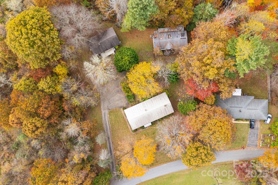 Image 27 of a home in .