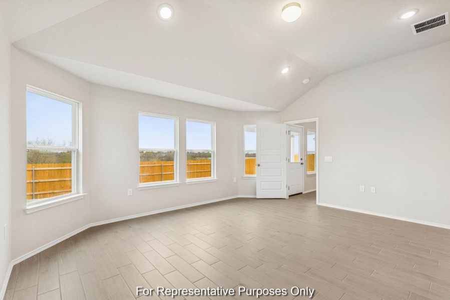 Spacious, unfurnished interior of a new home in Marble Creek Crossing, Austin (Image 6). Spacious, unfurnished interior of a new home in Marble Creek Crossing, Austin (Image 6).