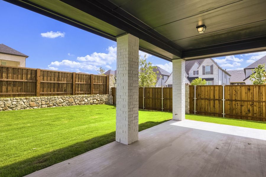 2610 Acie - Patio 2610 Acie - Patio
