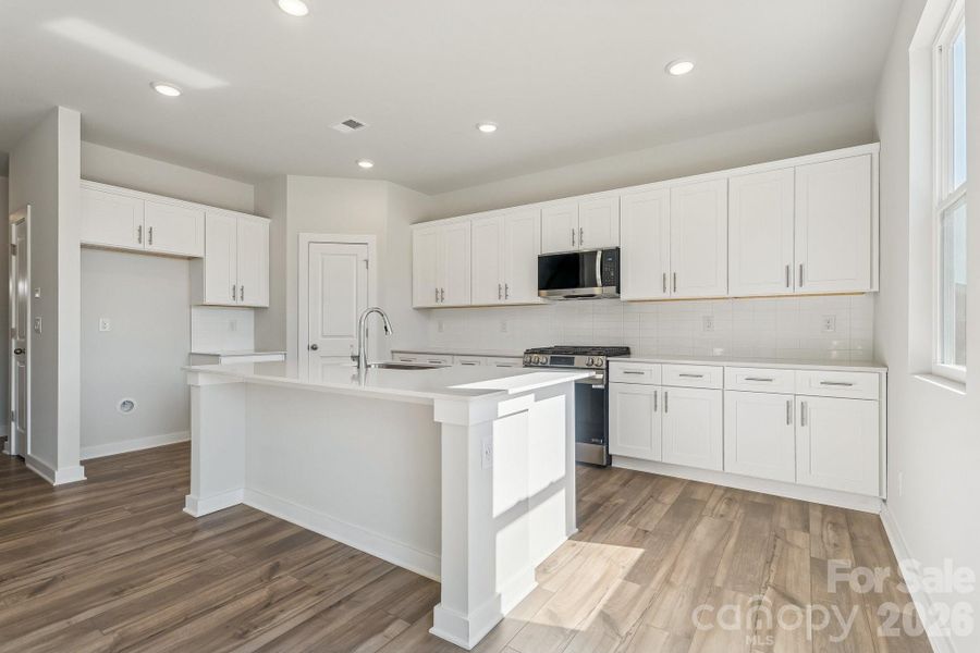 Furnished interior view inside a new home in Carpenter Farms, Lincolnton (Image 14).