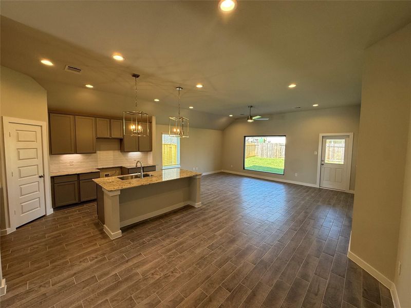 Image 20 of a home in Huntington Place.