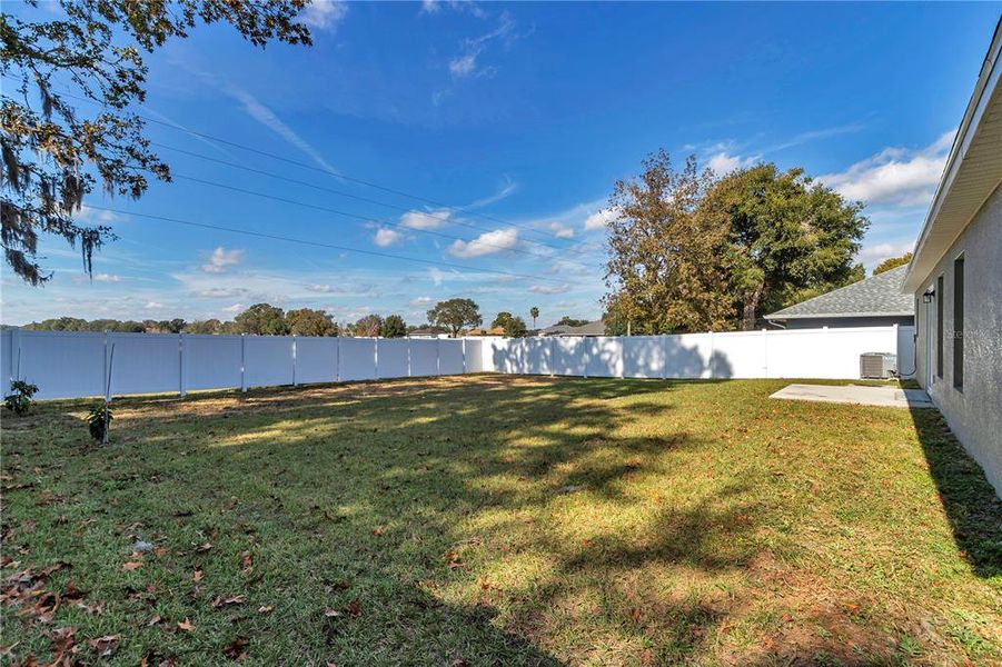 Exterior details and patio area of a home in Diamond Ridge, Belleview (Image 25).