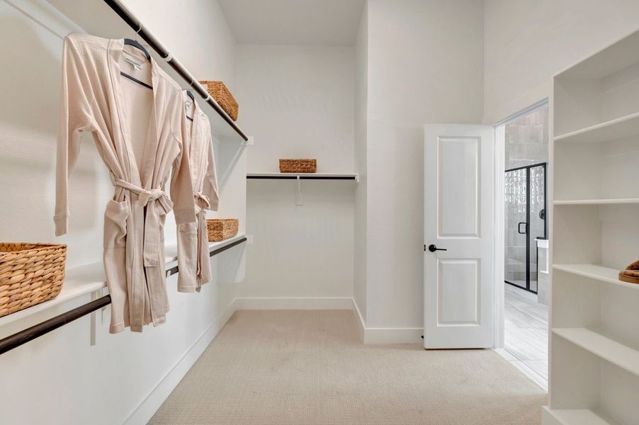 Owner's Closet Owner's Closet