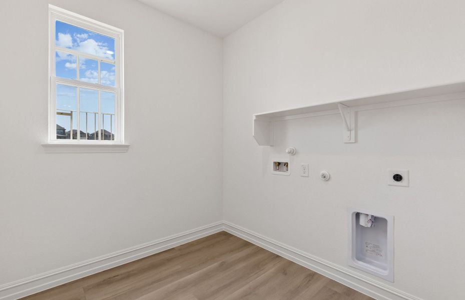 Spacious, unfurnished interior of a new home in Pinnacle at Legacy Hills, Celina (Image 12). Spacious, unfurnished interior of a new home in Pinnacle at Legacy Hills, Celina (Image 12).