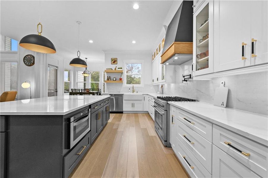 Furnished interior view inside a new home in , Buford (Image 36).